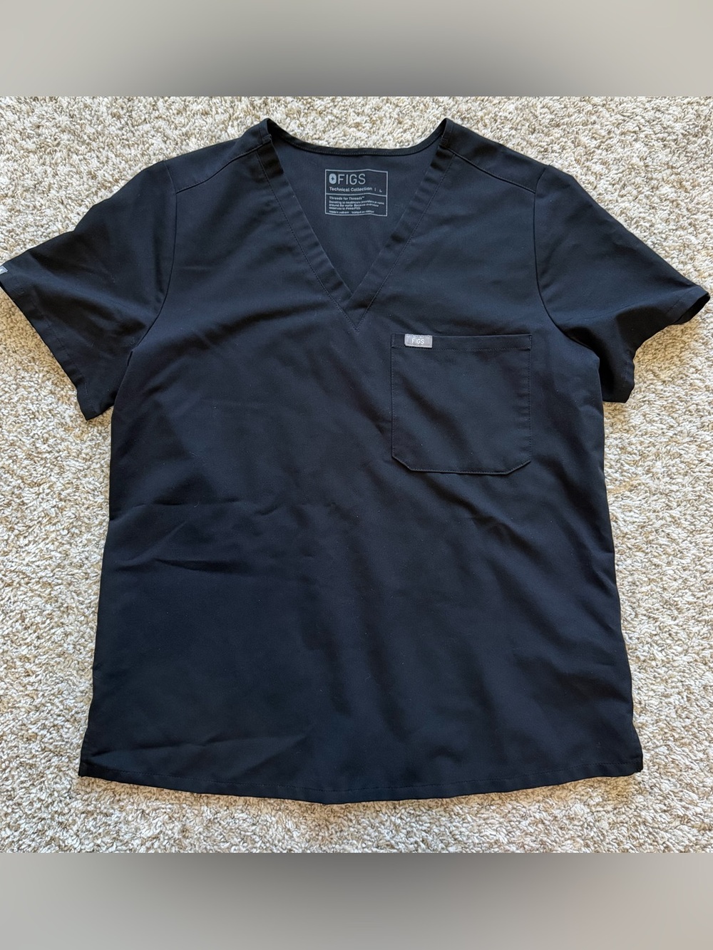 Figs scrubs black short sleeve one pocket top